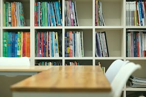 The Language Hub Margarita Drosopoulou